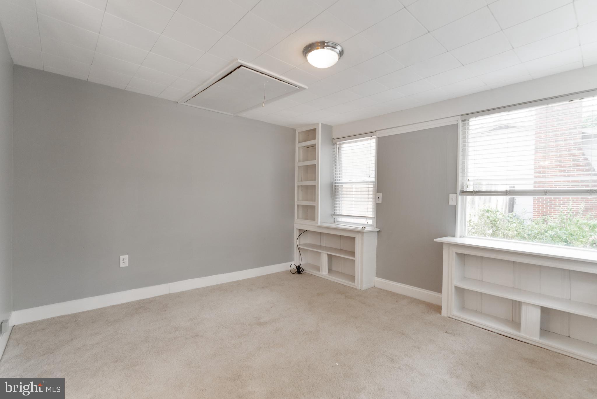 HUNTERS HARBOR - Residential