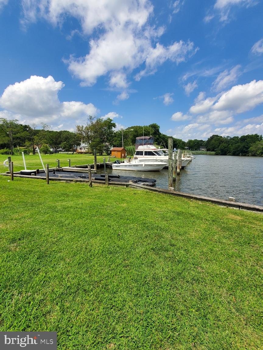 HUNTERS HARBOR - Residential