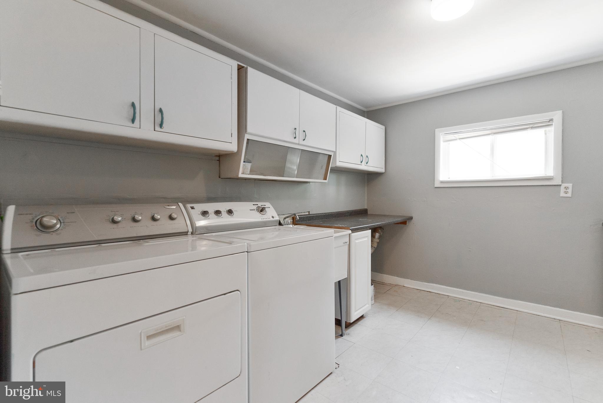 HUNTERS HARBOR - Residential