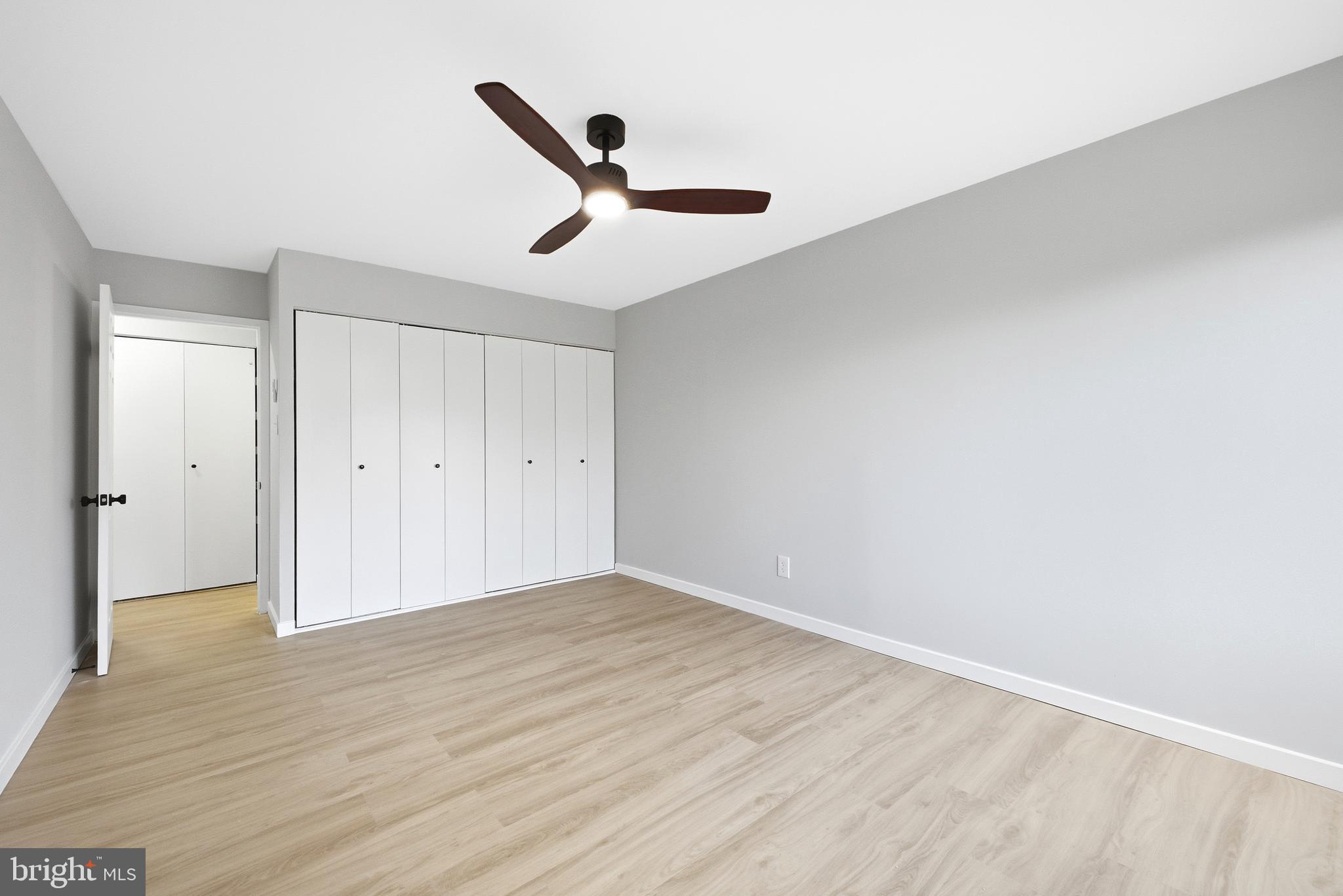 WOODLAKE TOWERS - Residential