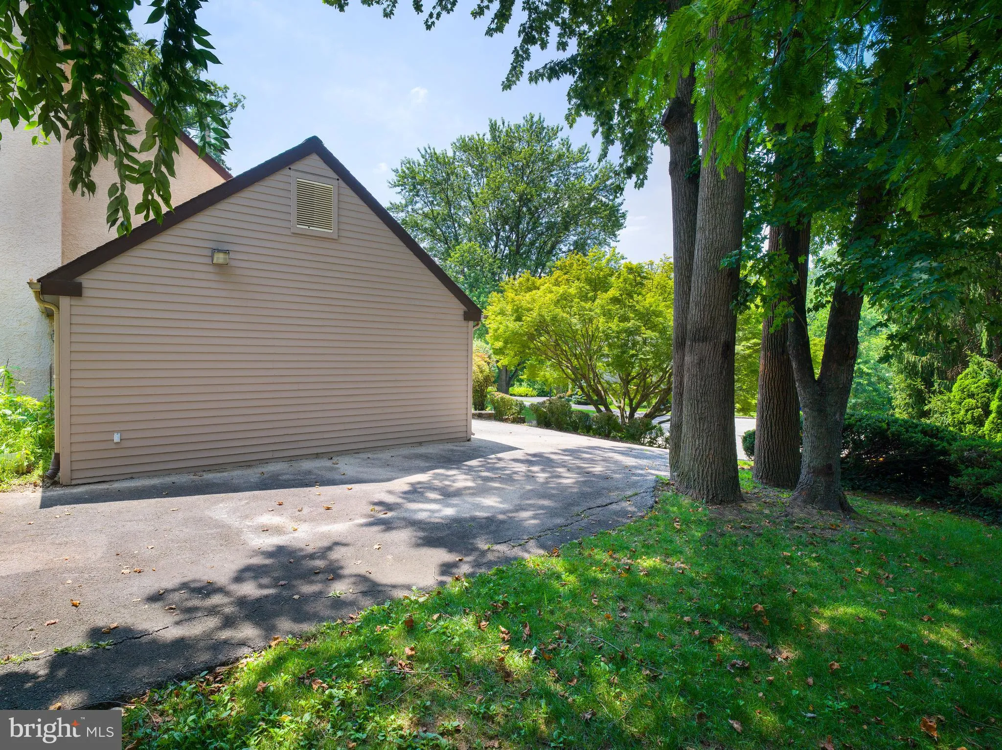 Wynnewood, Pennsylvania 19096, United States, 4 Bedrooms Bedrooms, ,4 BathroomsBathrooms,Residential,Contingent,182609