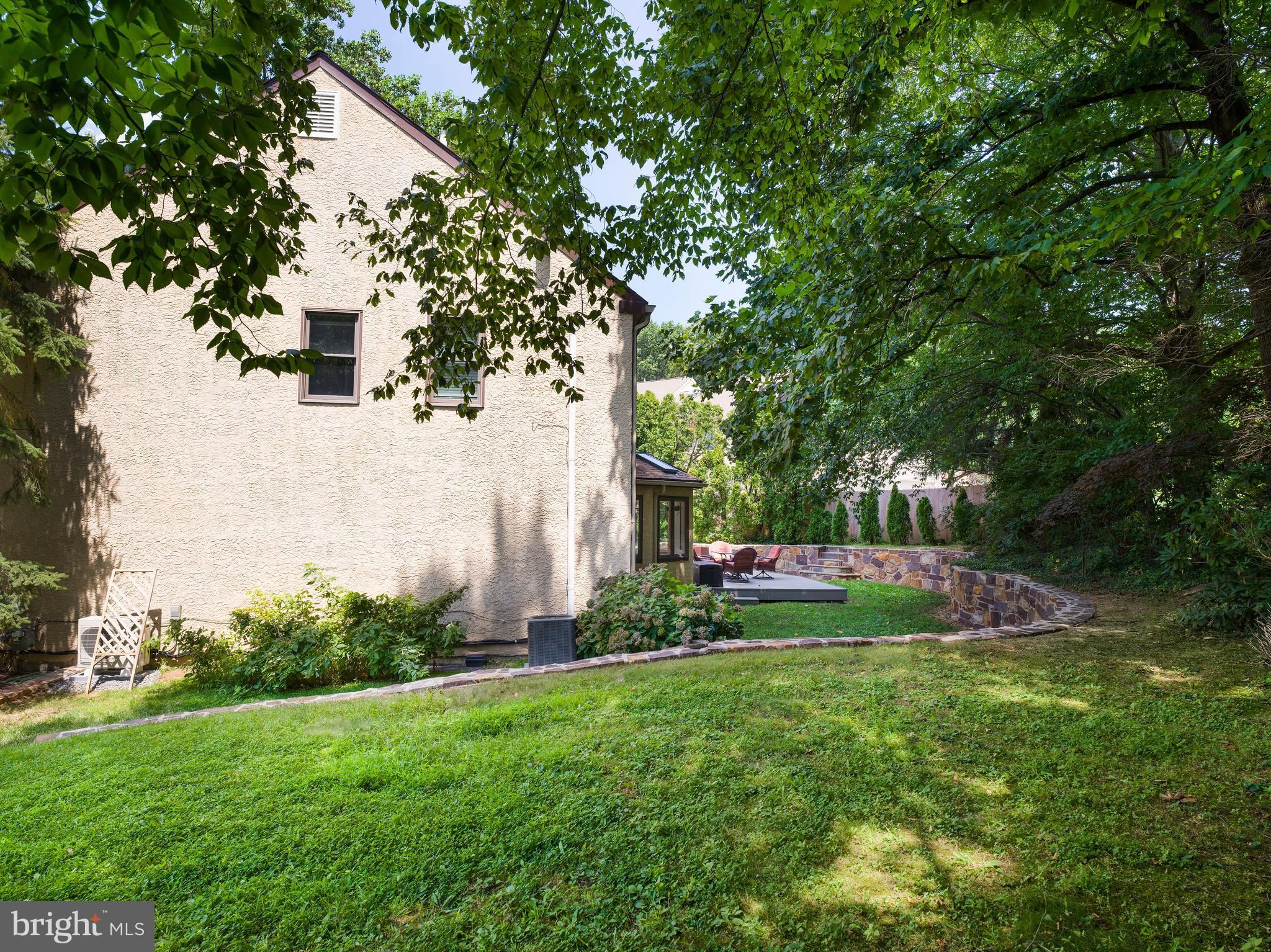 INDIAN CREEK - Residential