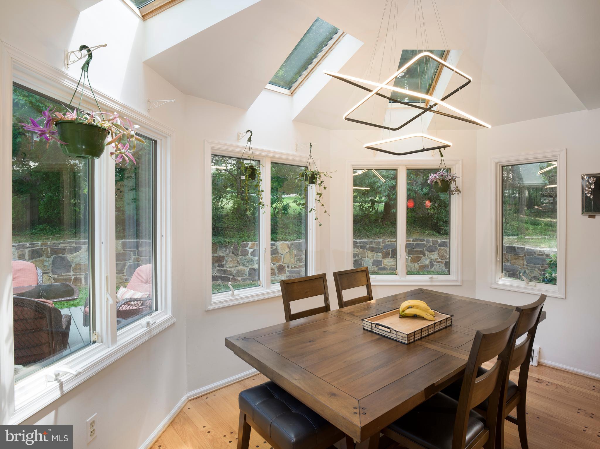 INDIAN CREEK - Residential