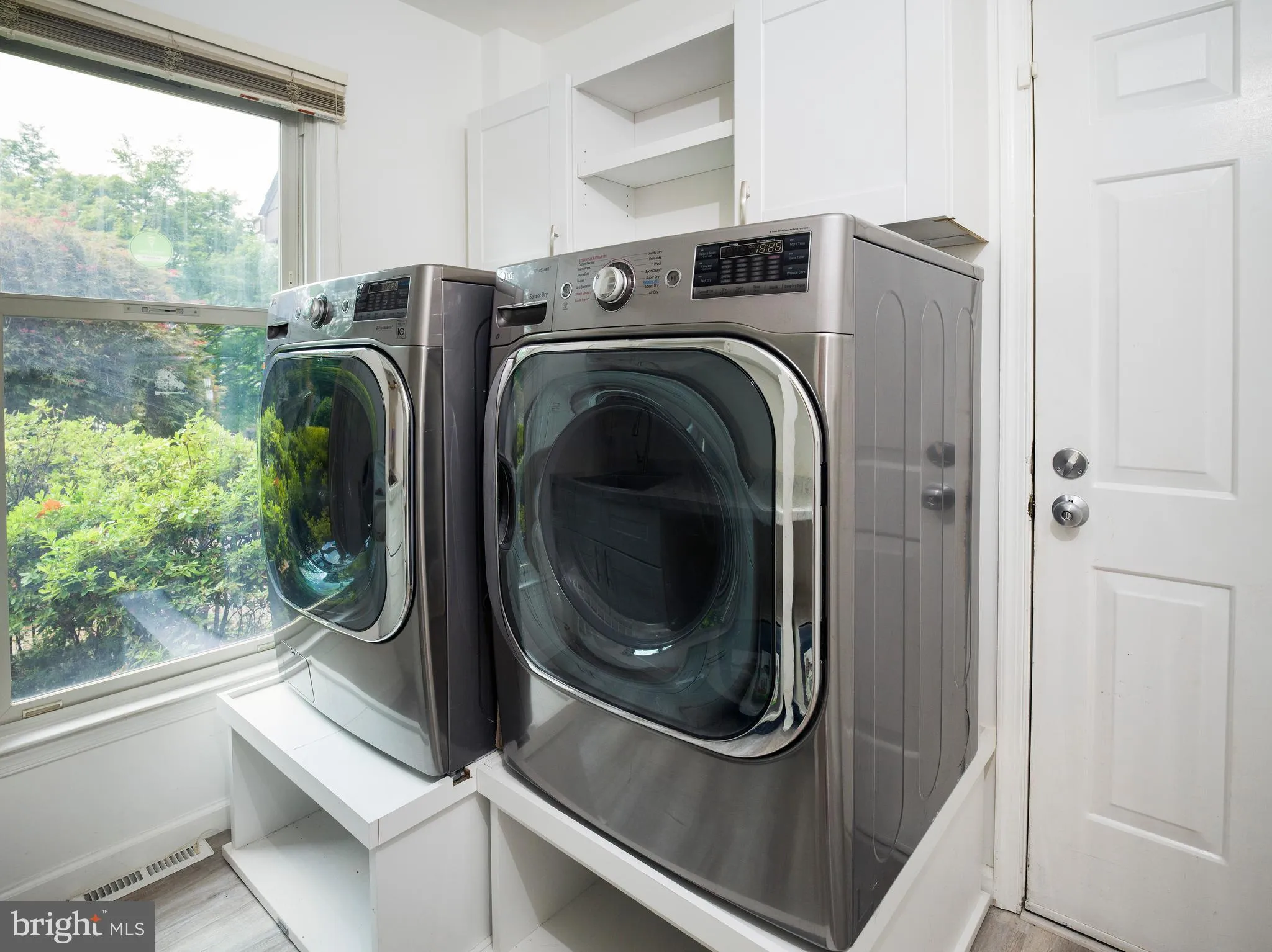 Wynnewood, Pennsylvania 19096, United States, 4 Bedrooms Bedrooms, ,4 BathroomsBathrooms,Residential,Contingent,182609