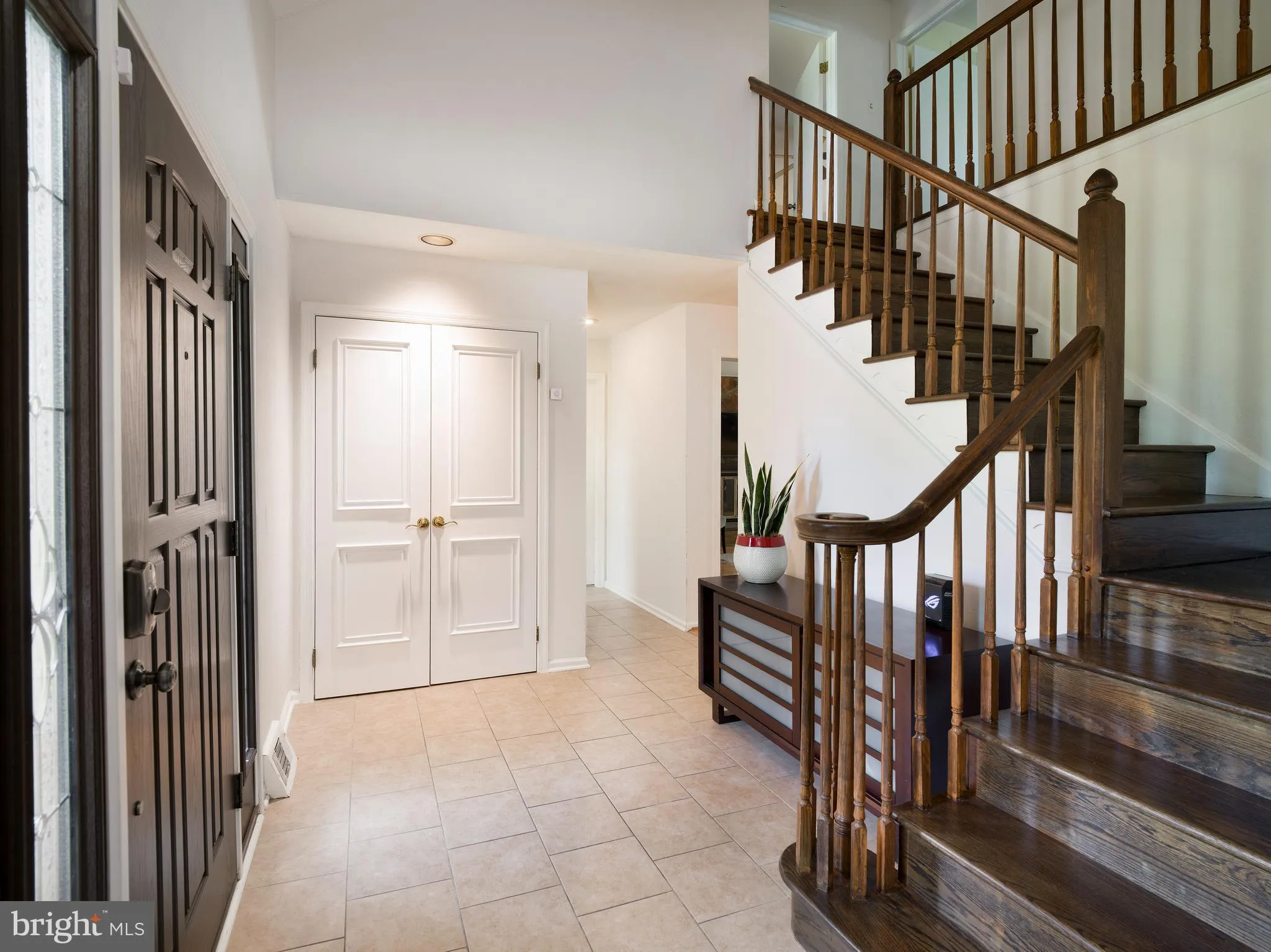 Wynnewood, Pennsylvania 19096, United States, 4 Bedrooms Bedrooms, ,4 BathroomsBathrooms,Residential,Contingent,182609