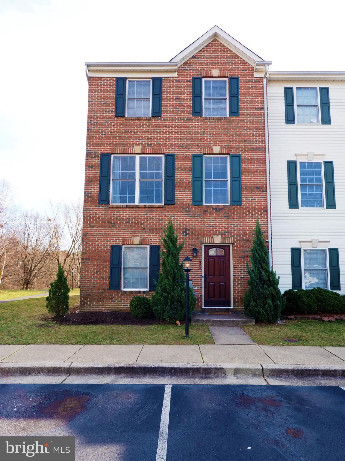 CROFTON FARMS - Residential