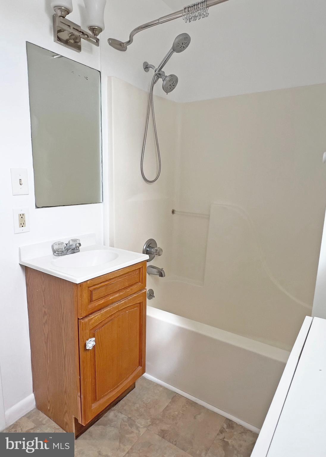 OLEARY - Residential Lease