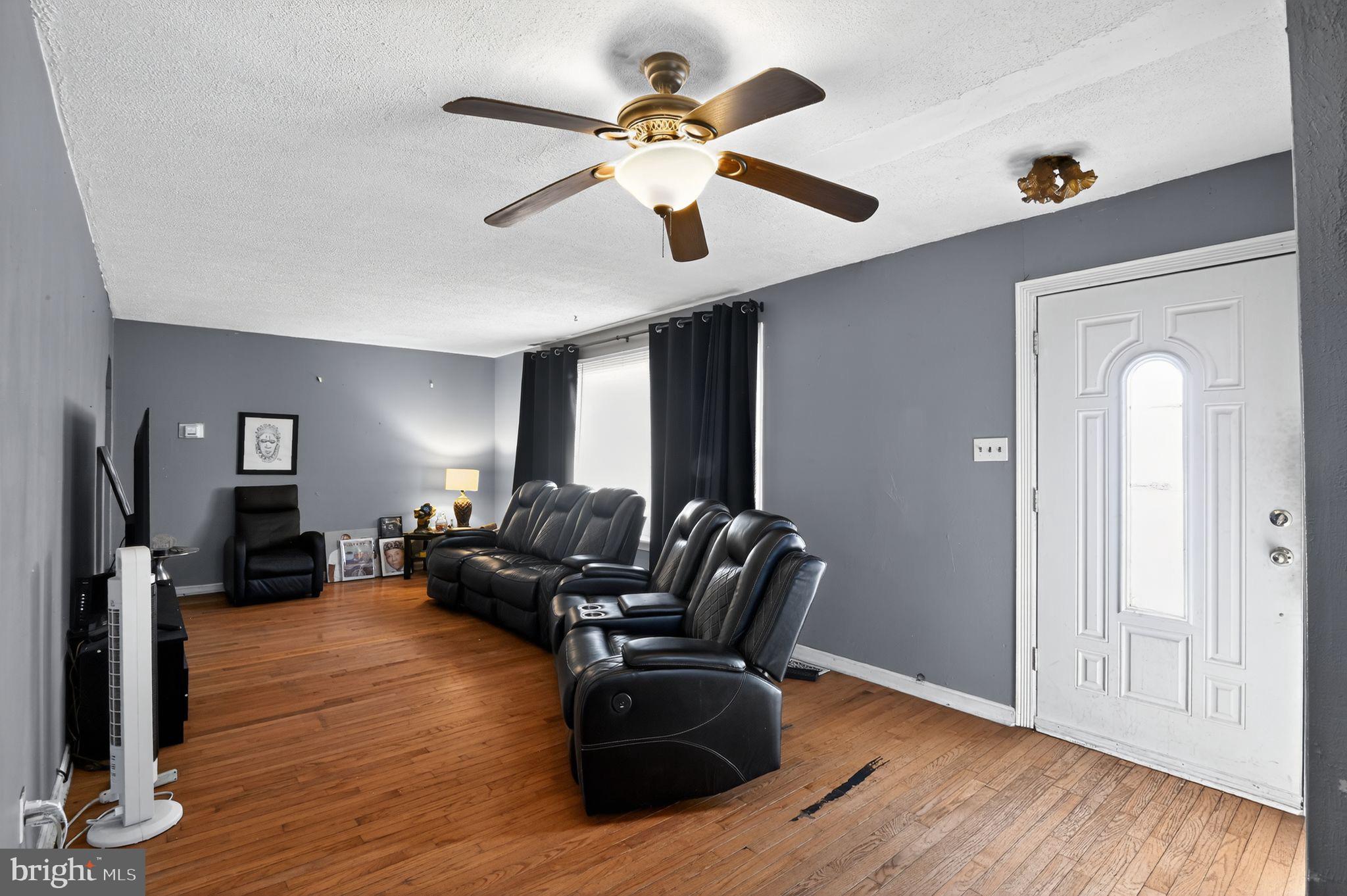 109 WHITE HORSE PIKE N