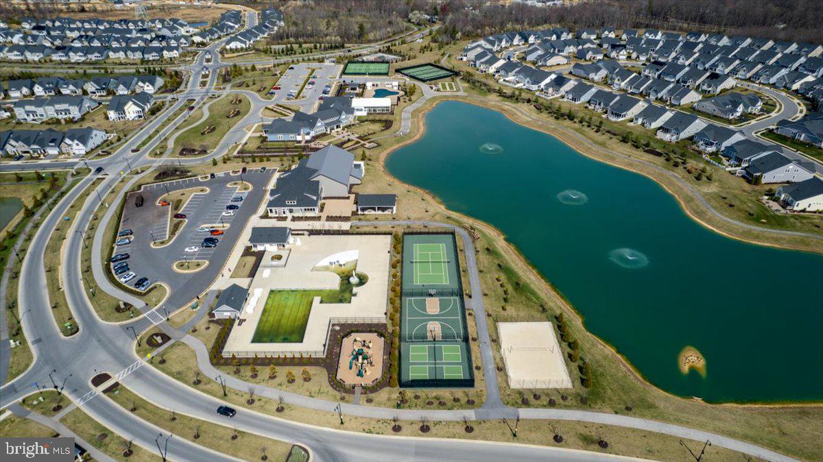 TWO RIVERS - Residential