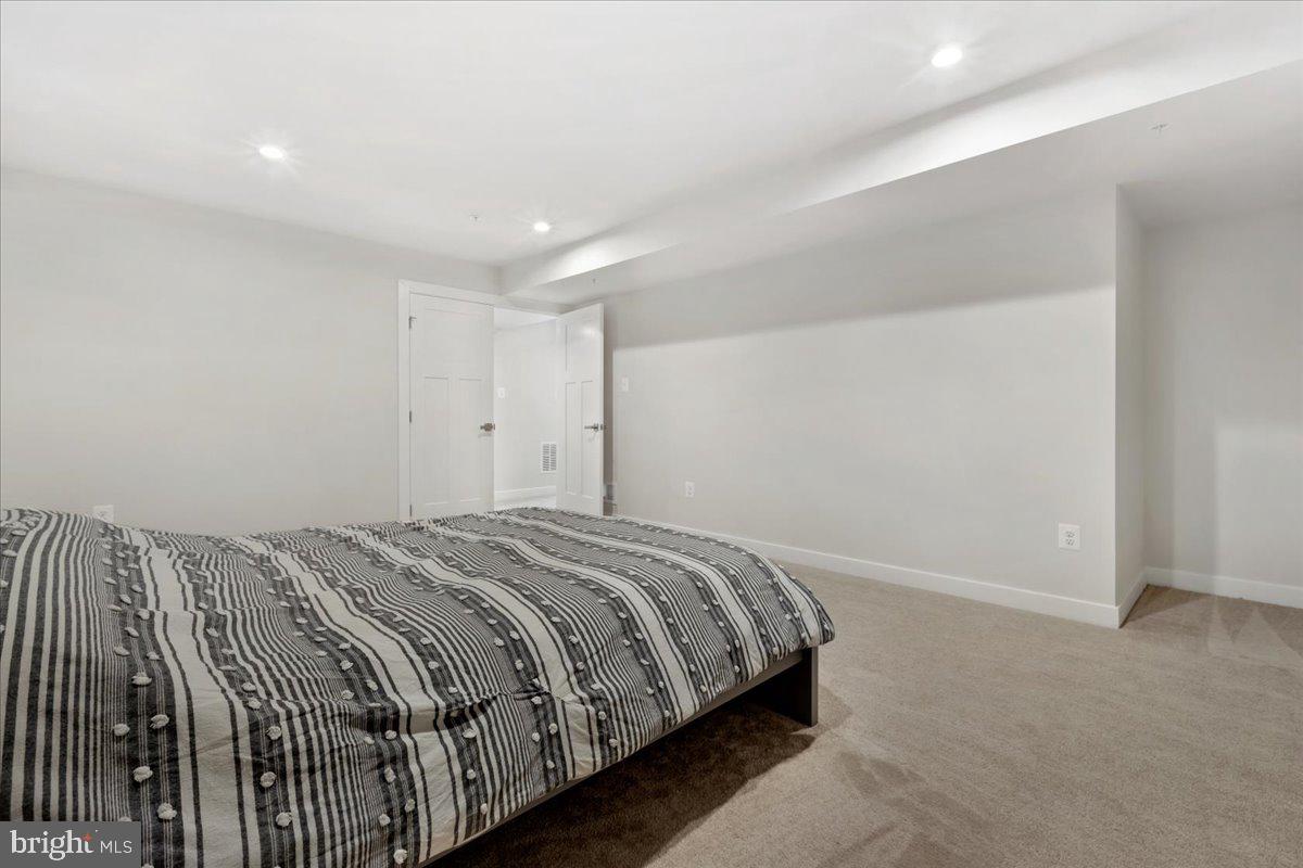 TWO RIVERS - Residential