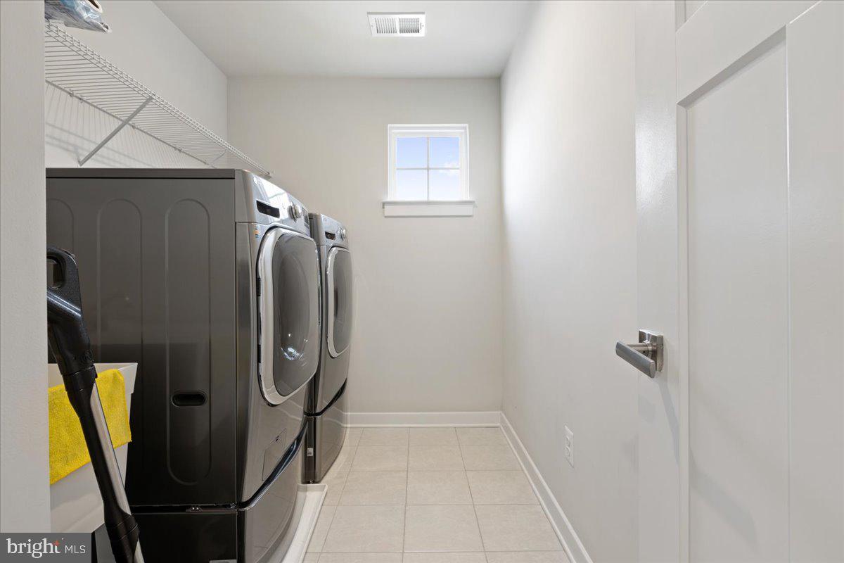 TWO RIVERS - Residential