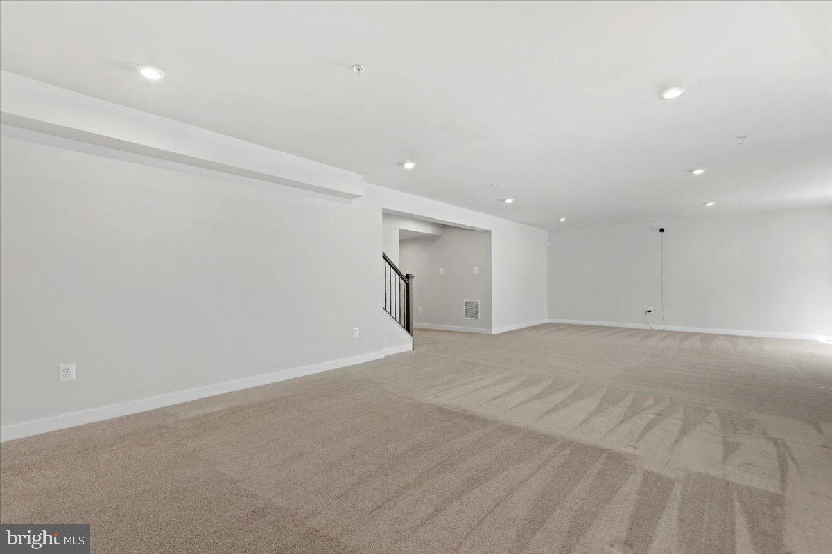 TWO RIVERS - Residential