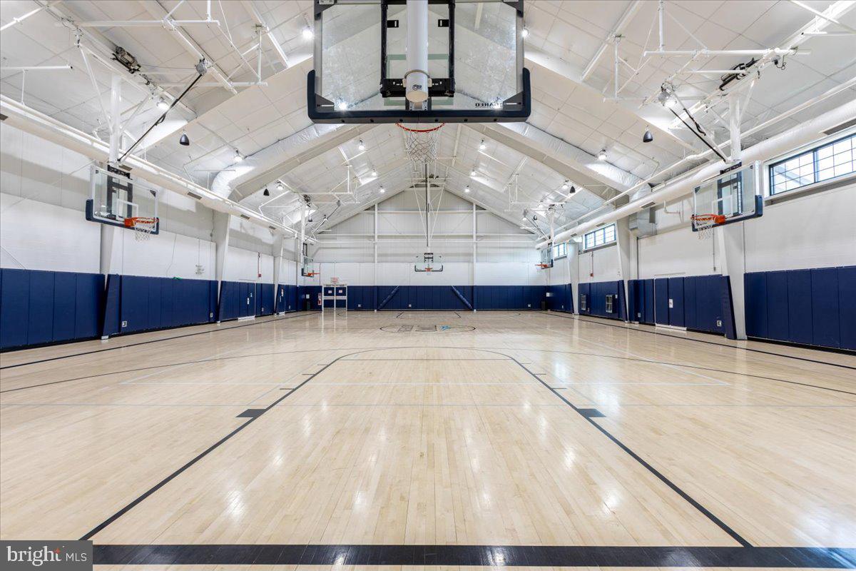 TWO RIVERS - Residential