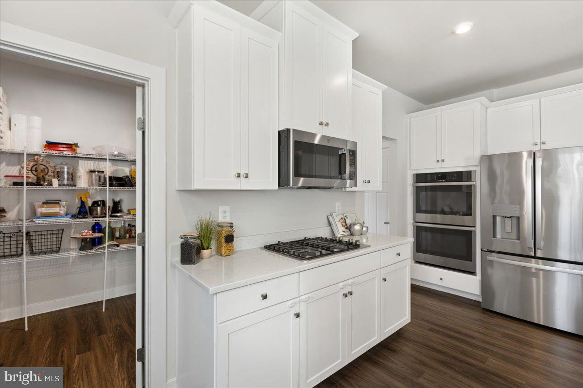 TWO RIVERS - Residential