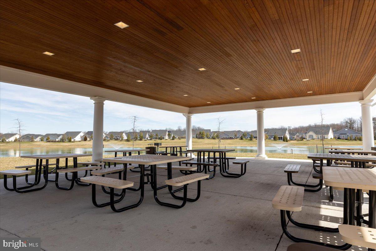 TWO RIVERS - Residential