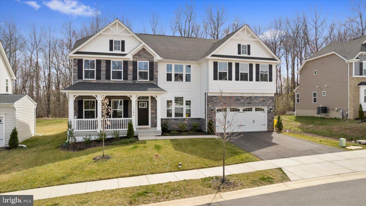 TWO RIVERS - Residential