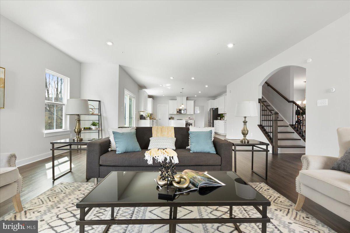 TWO RIVERS - Residential