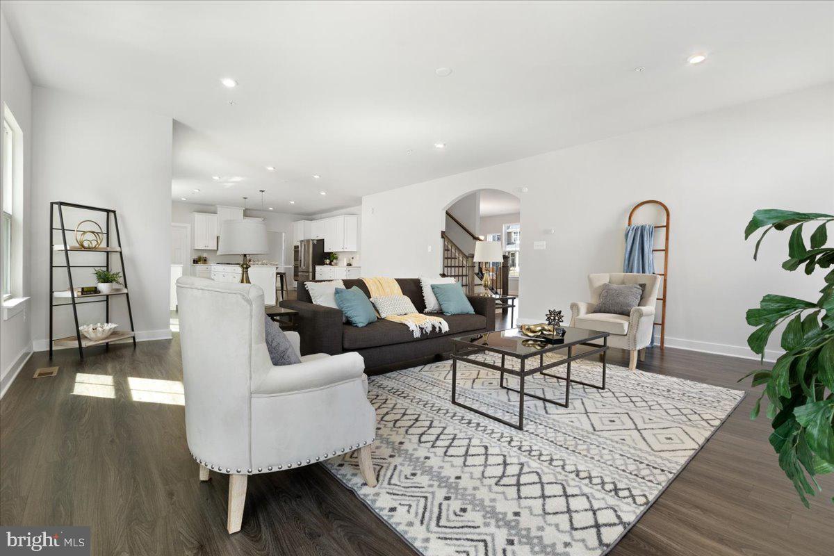 TWO RIVERS - Residential