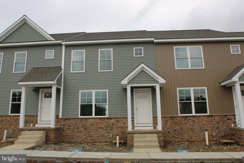 Photo of 47 COASTAL AVE #24, EPHRATA, PA 17522 (MLS # PALA2040696)