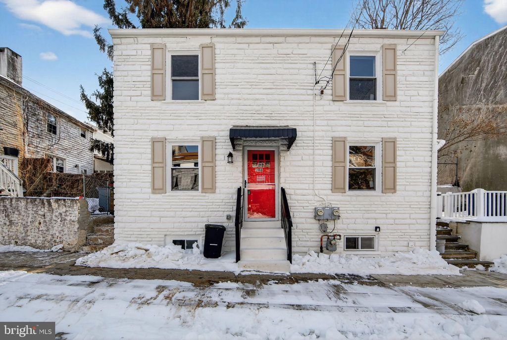 Photo of 308 W Chestnut Street, WEST CHESTER, PA 19380 (MLS # PACT2116976)