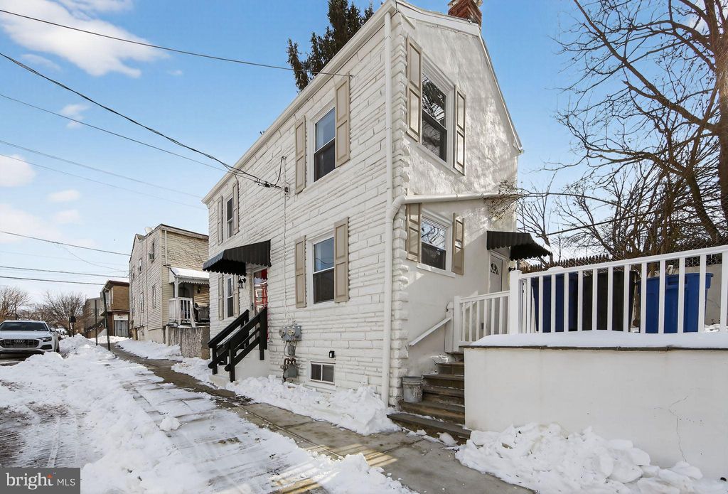 Photo of 308 W Chestnut Street, WEST CHESTER, PA 19380 (MLS # PACT2116976)