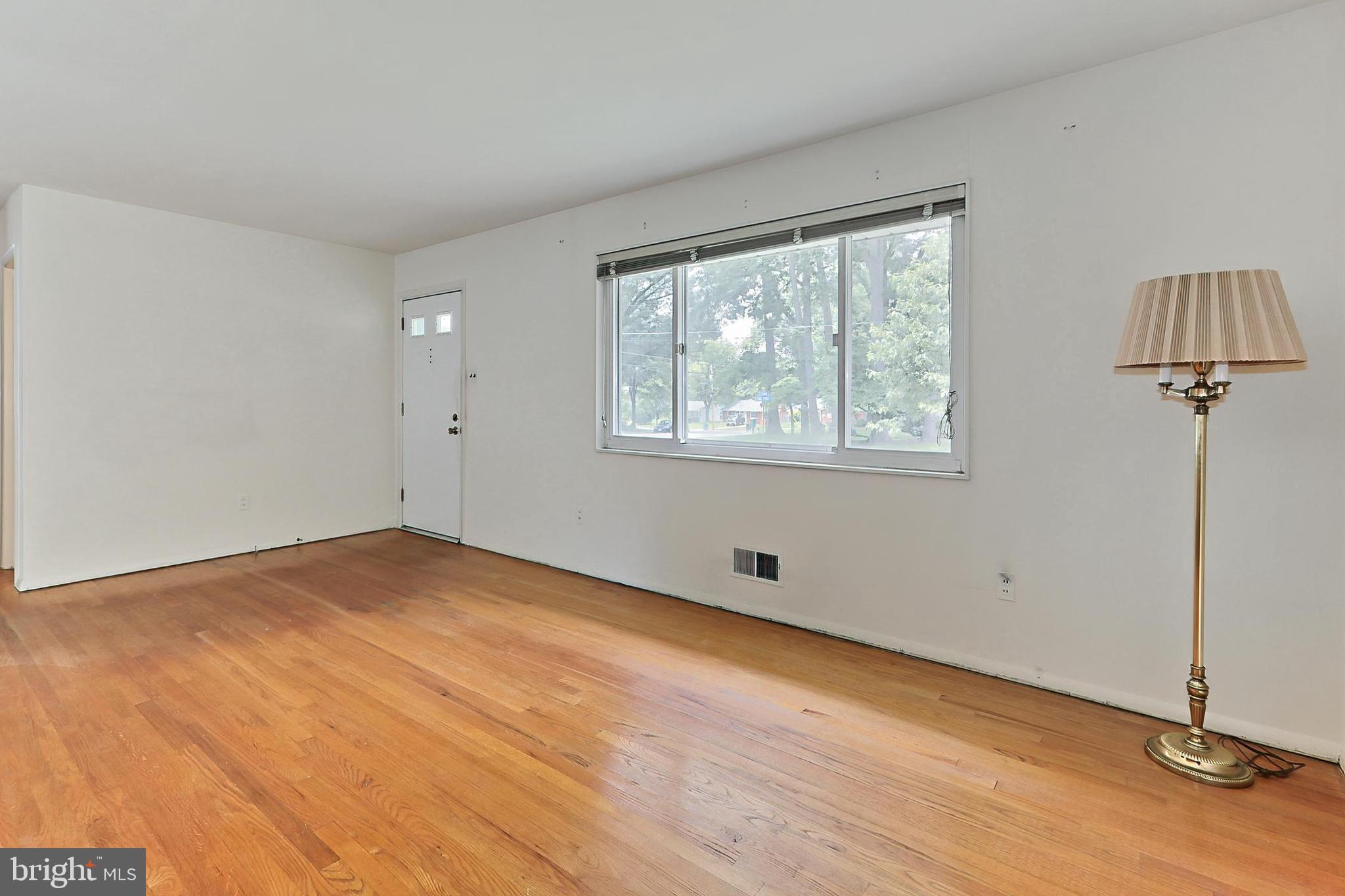 NORTH SPRINGFIELD - Residential