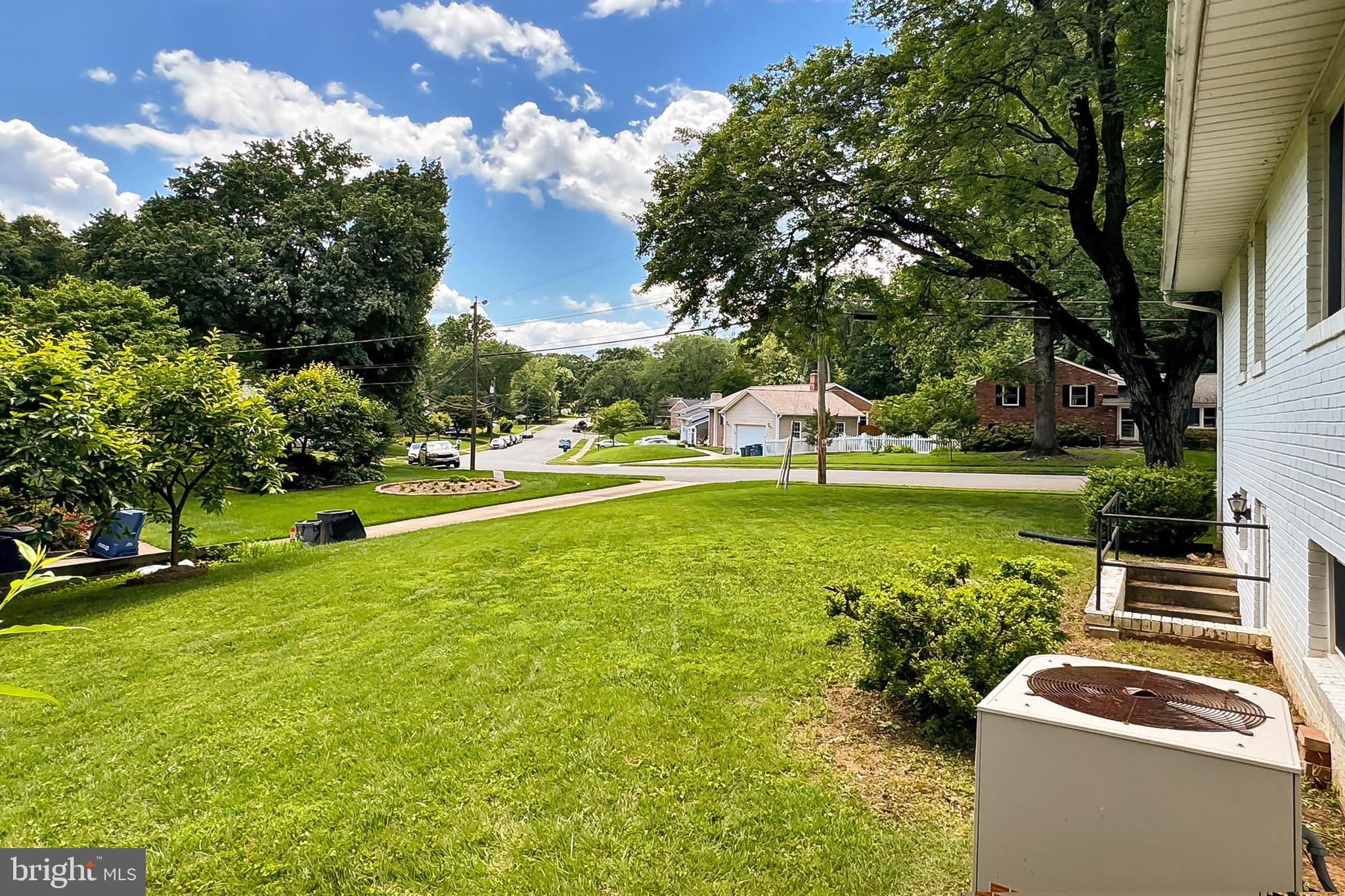 NORTH SPRINGFIELD - Residential