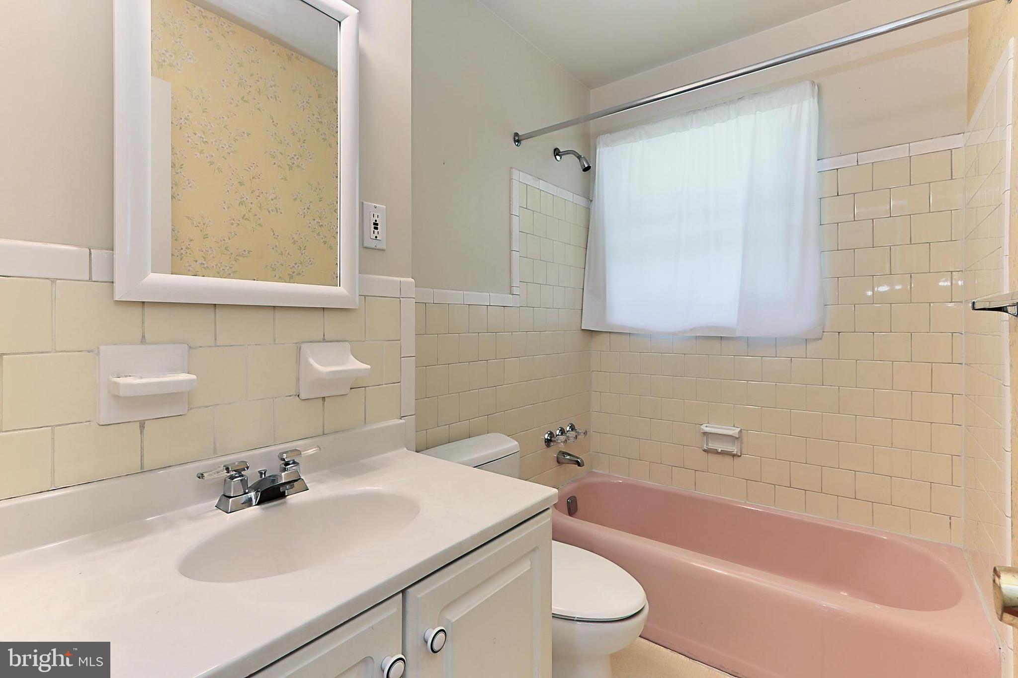 NORTH SPRINGFIELD - Residential