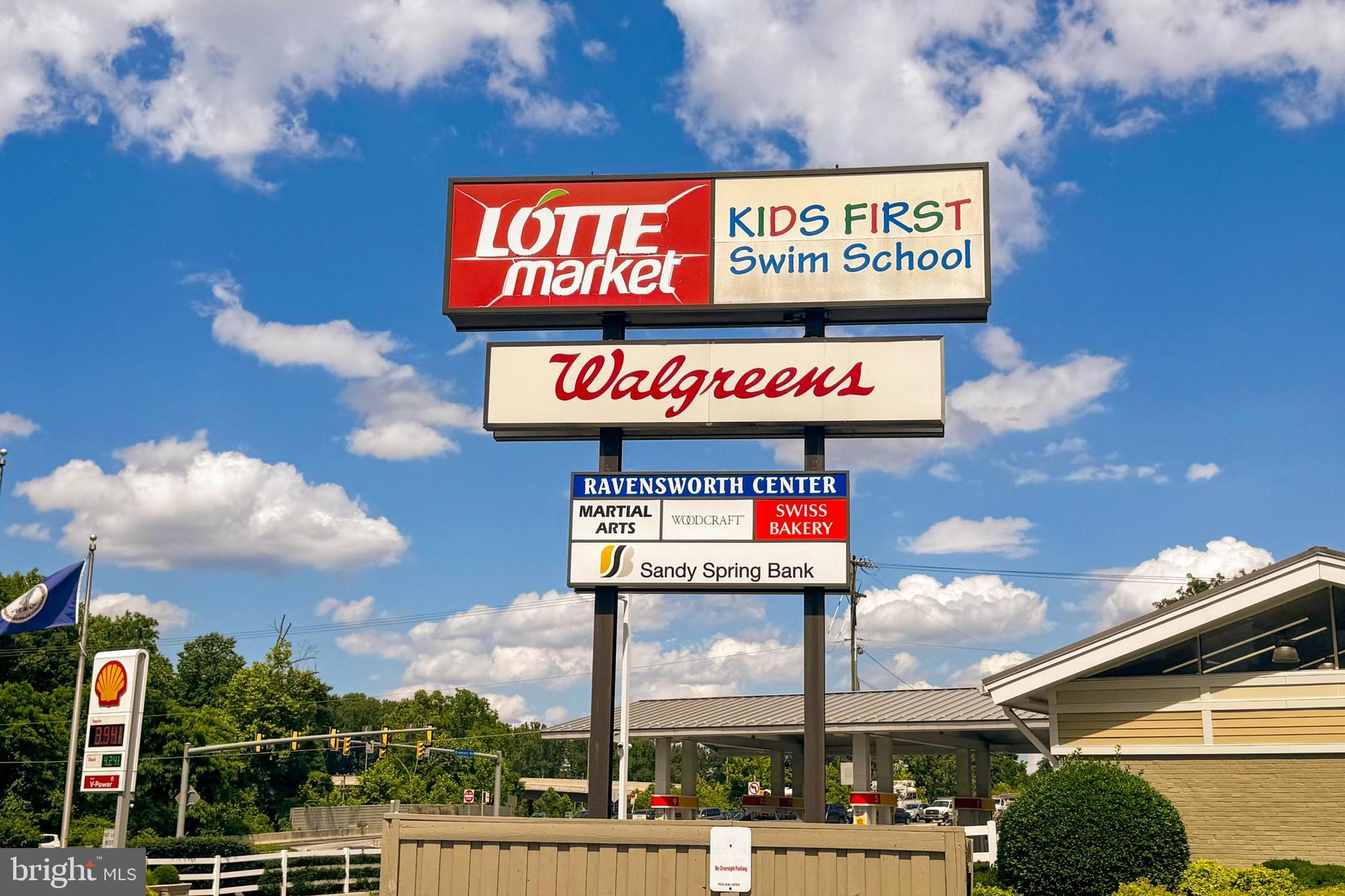 NORTH SPRINGFIELD - Residential