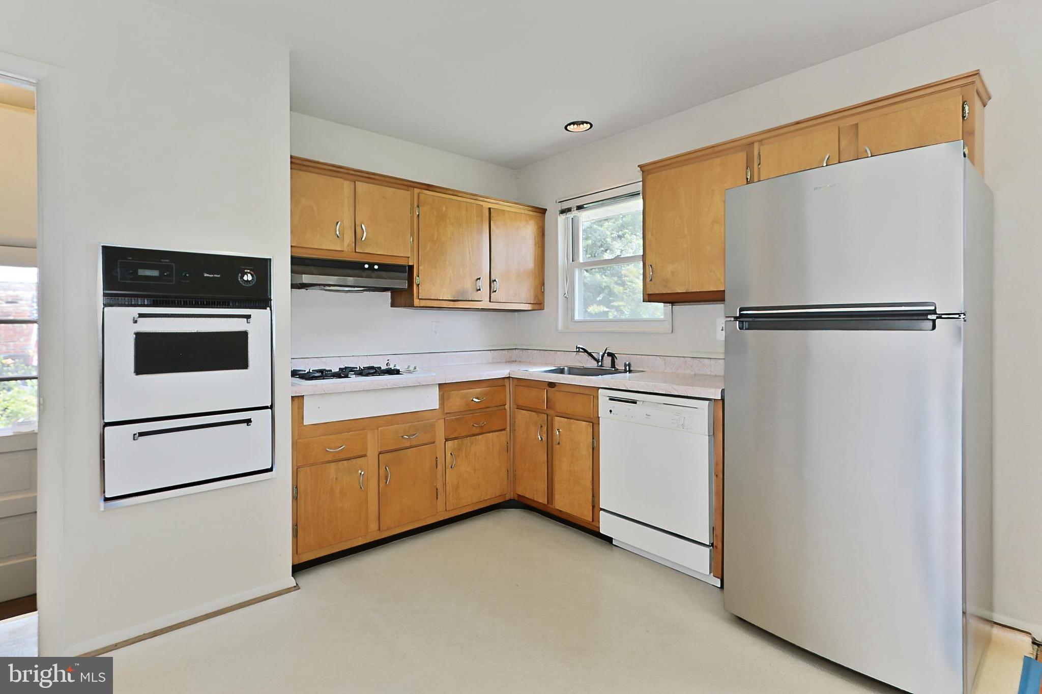 NORTH SPRINGFIELD - Residential