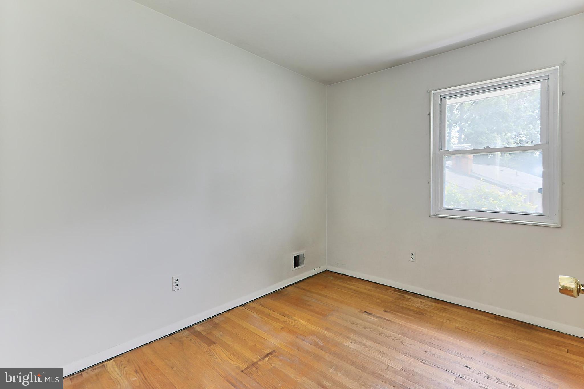 NORTH SPRINGFIELD - Residential