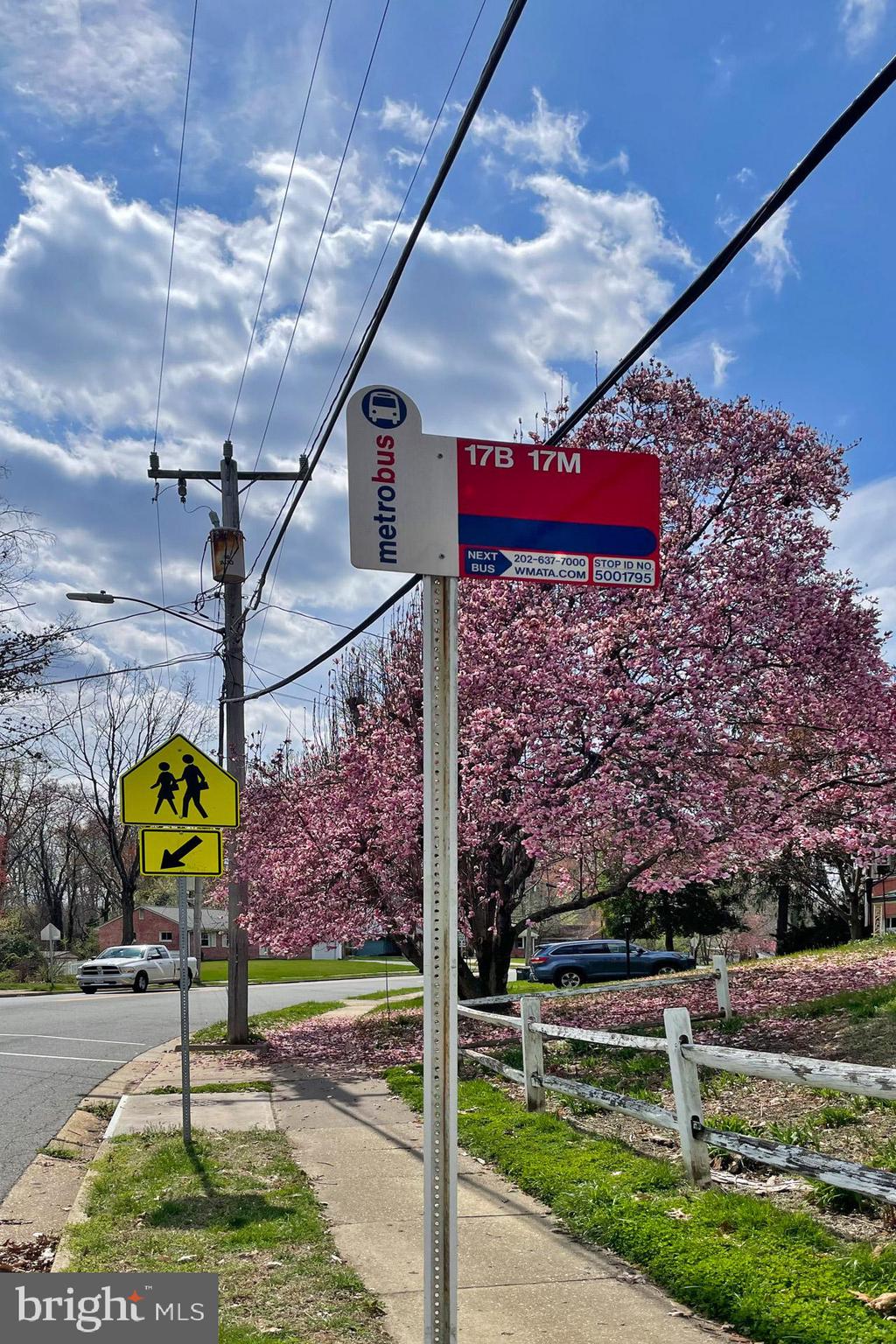 NORTH SPRINGFIELD - Residential