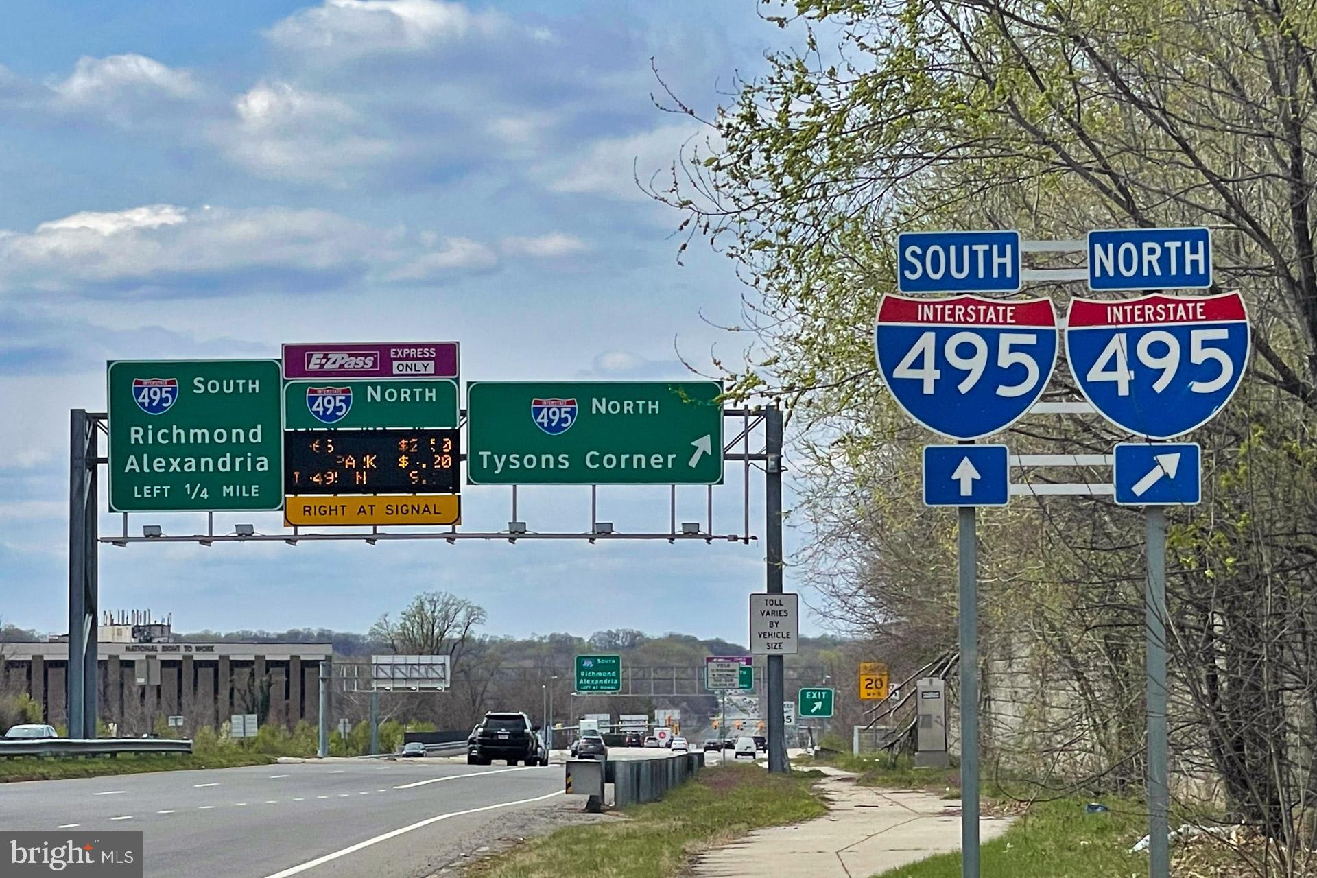 NORTH SPRINGFIELD - Residential