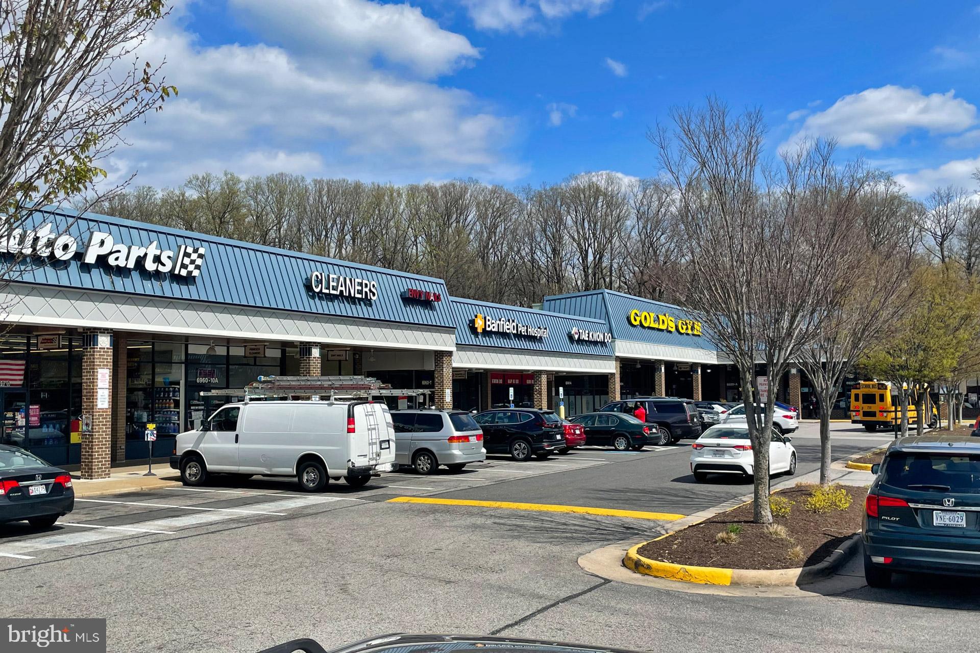 NORTH SPRINGFIELD - Residential