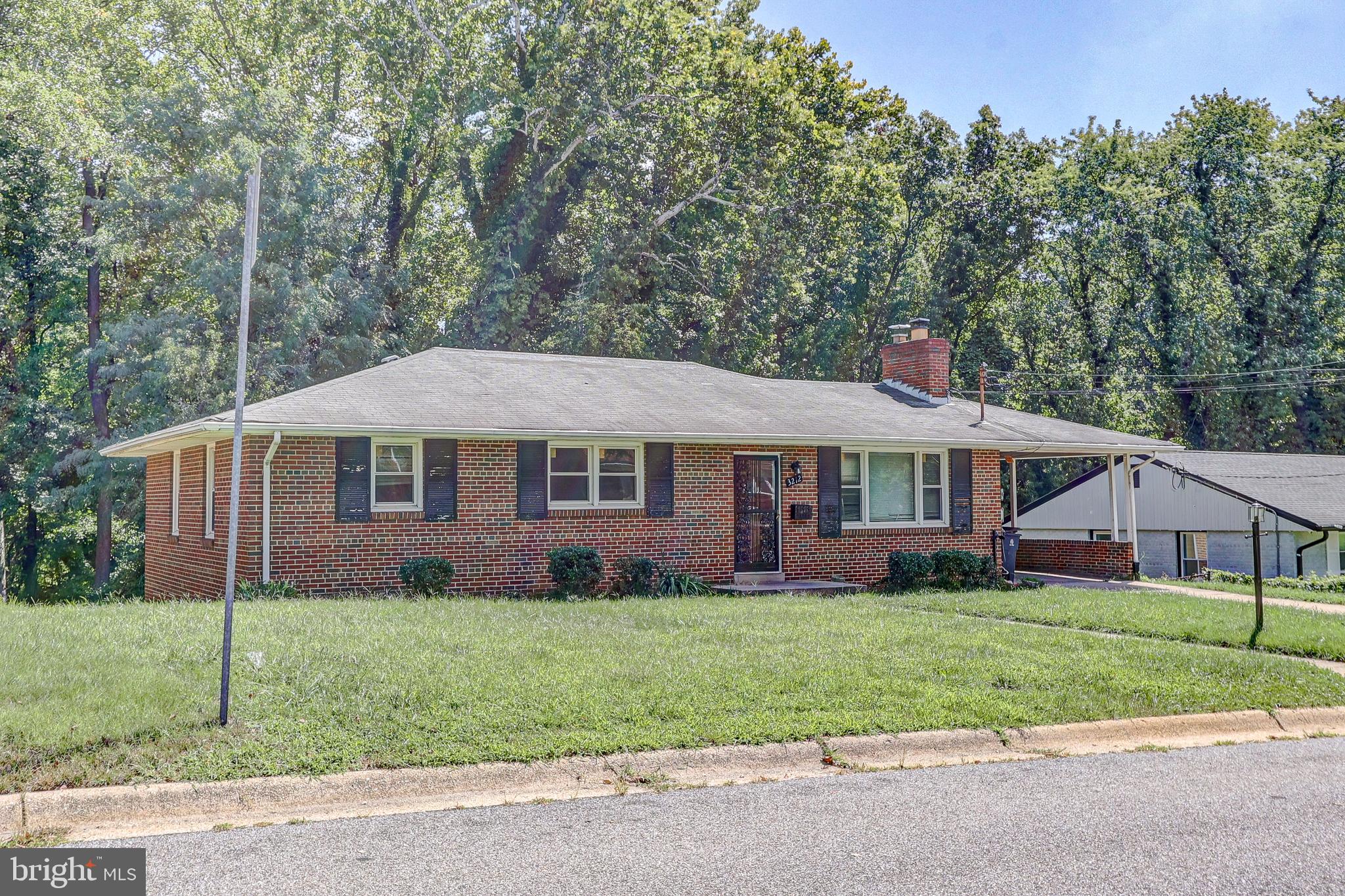 3212 LASSIE AVENUE