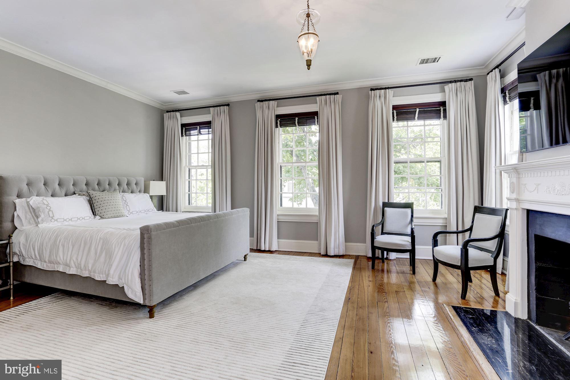 GEORGETOWN - Residential