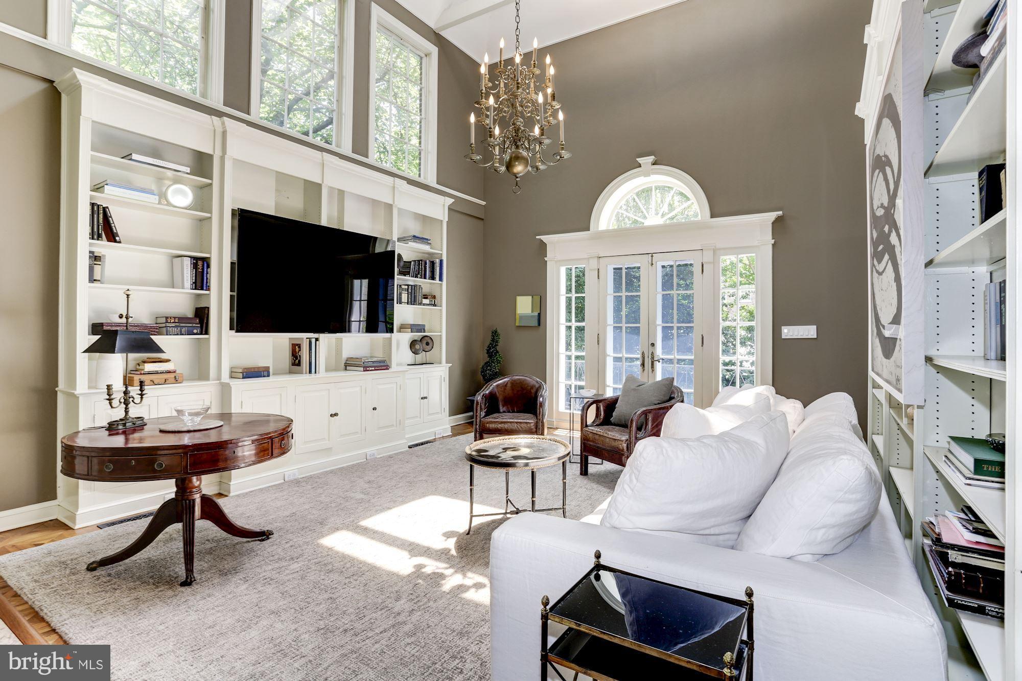 GEORGETOWN - Residential