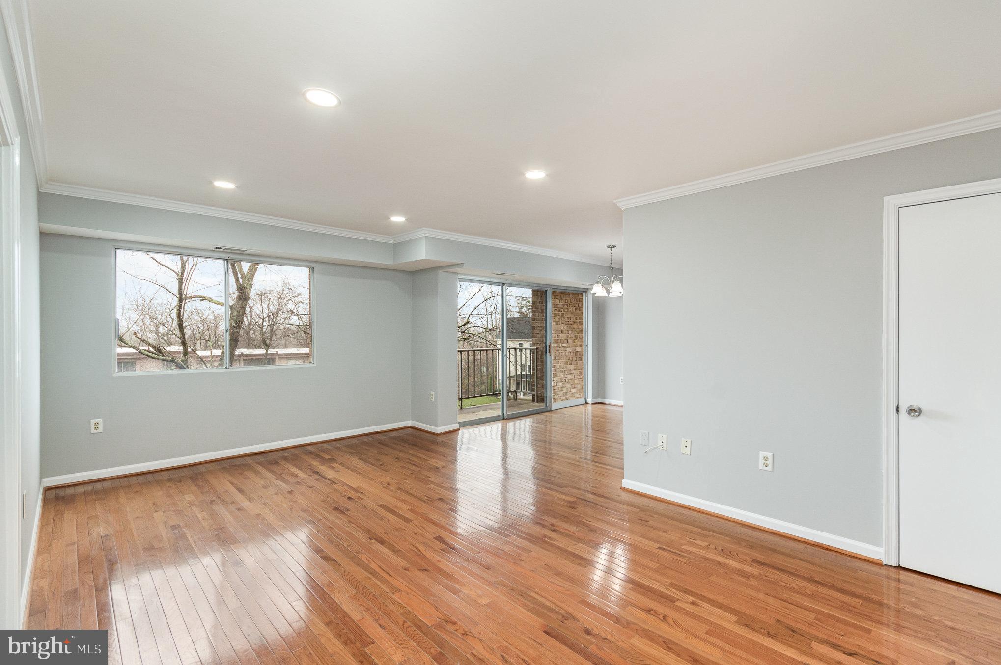 OCCOQUAN RIDGE CONDO - Residential