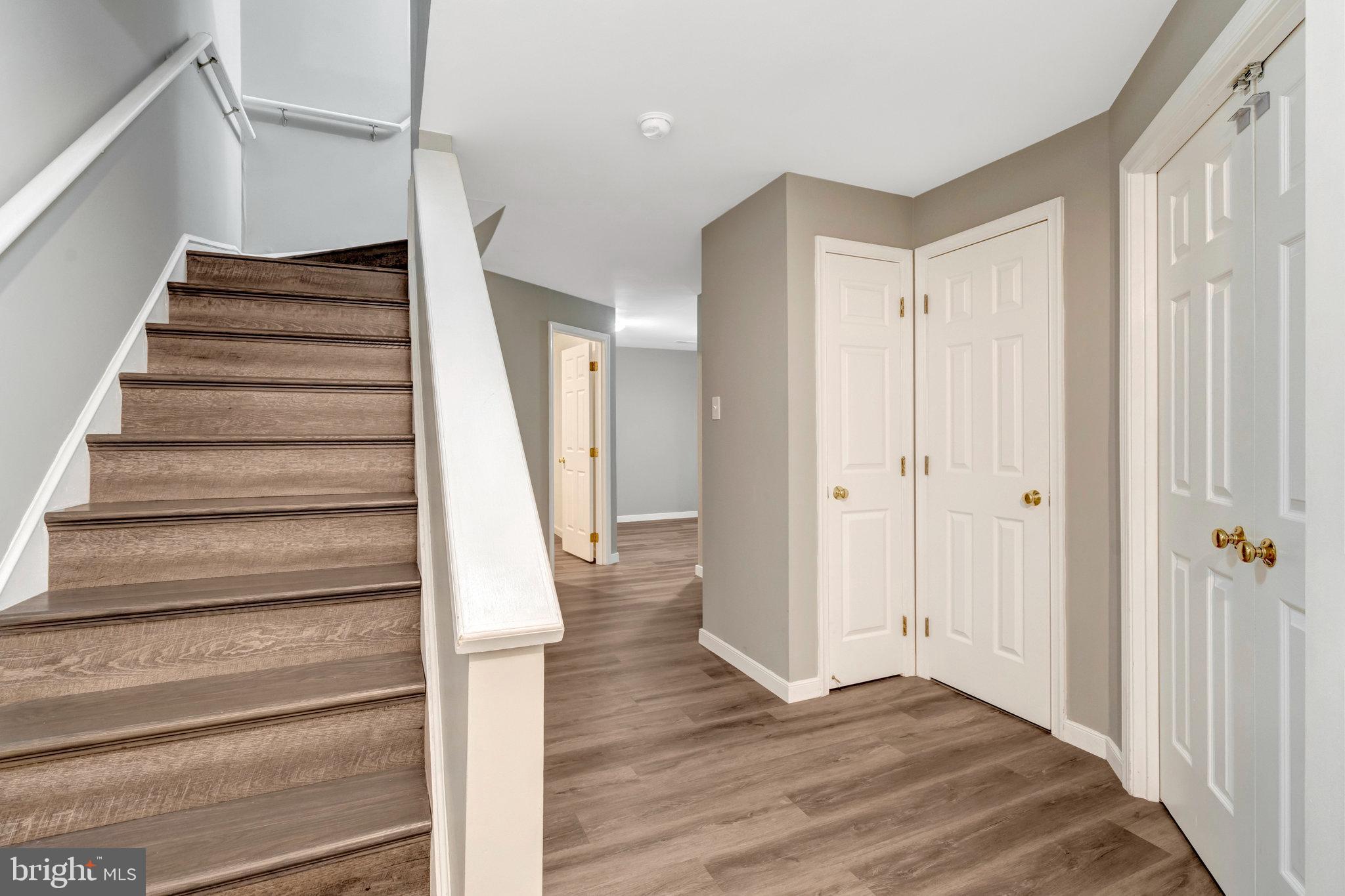 CENTREVILLE GREEN - Residential Lease