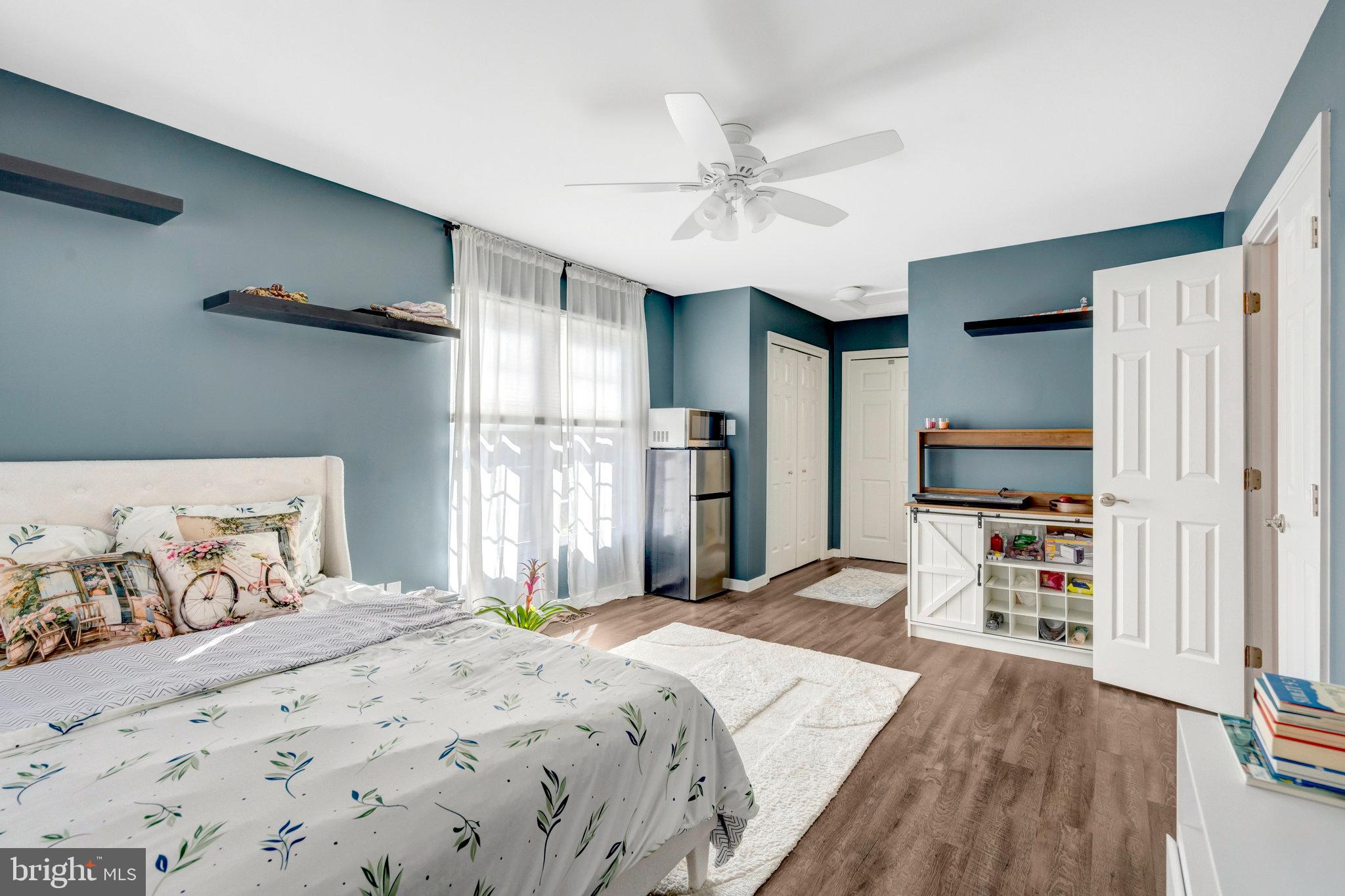 CENTREVILLE GREEN - Residential Lease