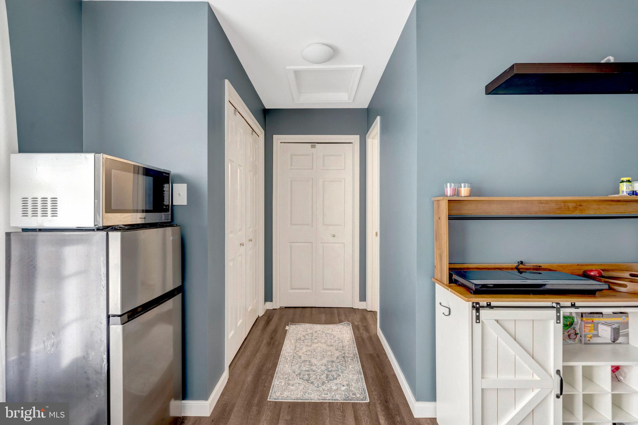 CENTREVILLE GREEN - Residential Lease