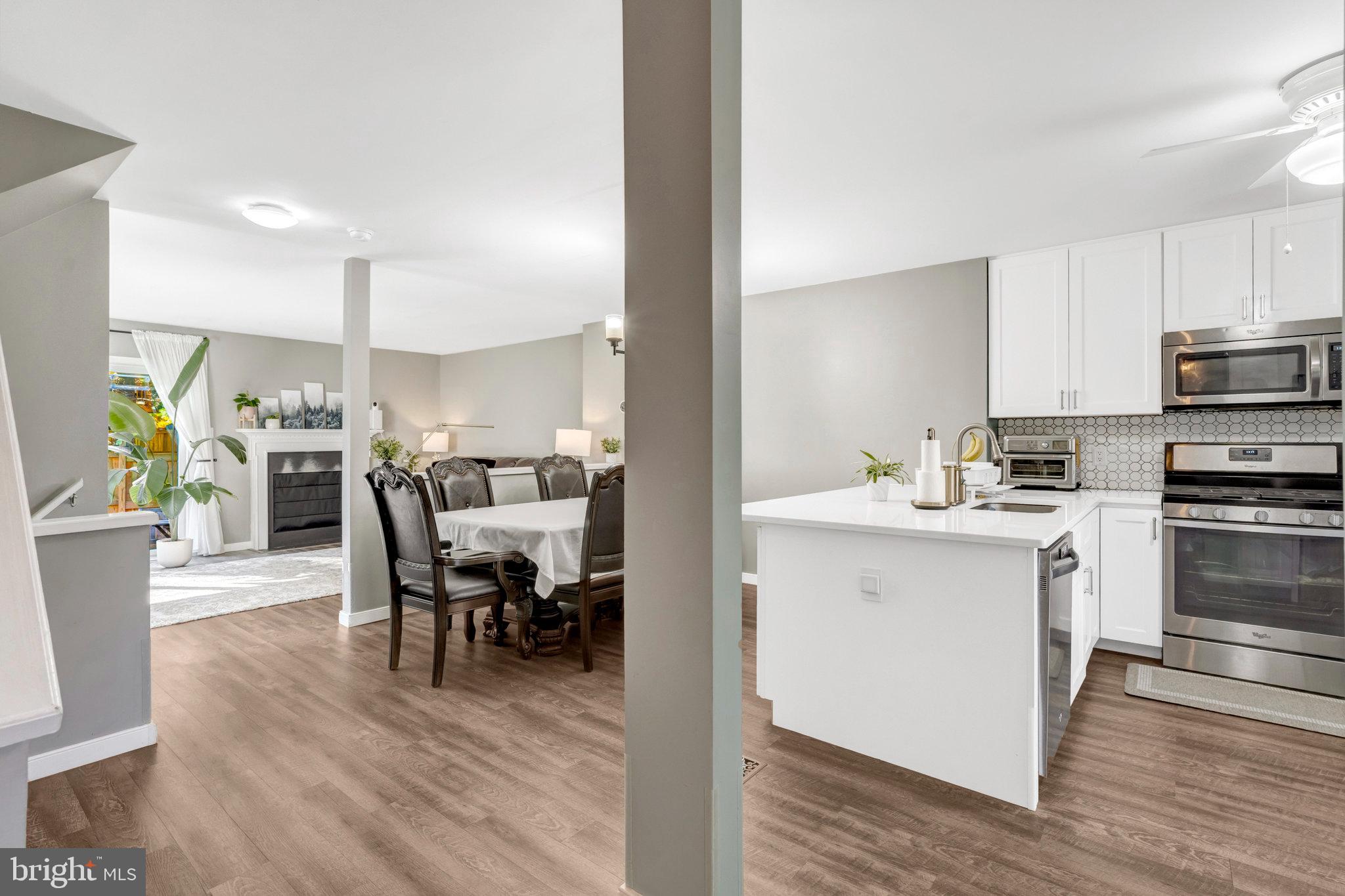 CENTREVILLE GREEN - Residential Lease