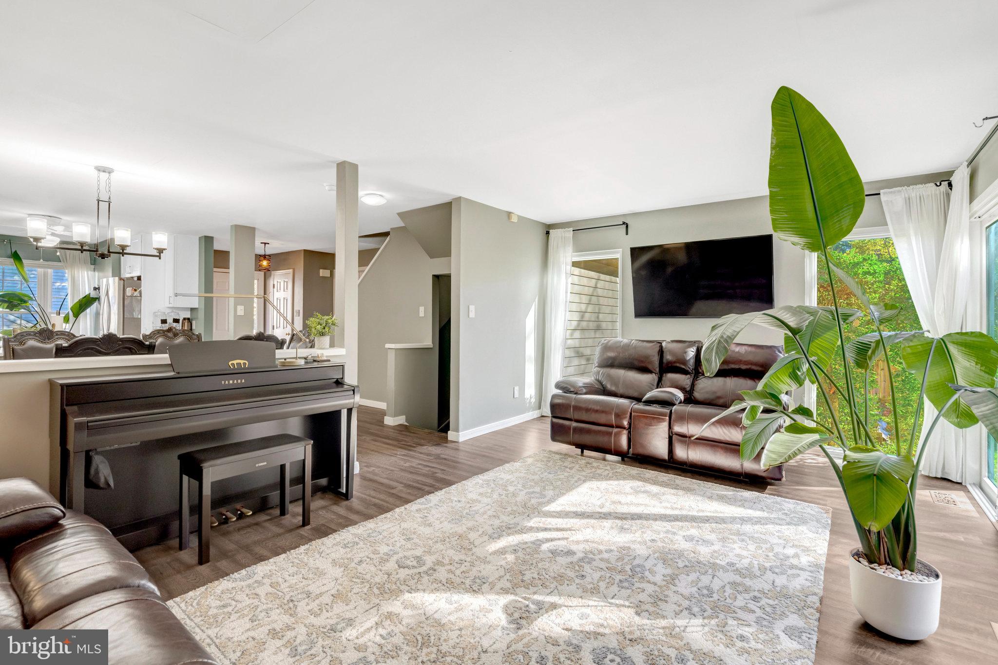 CENTREVILLE GREEN - Residential Lease