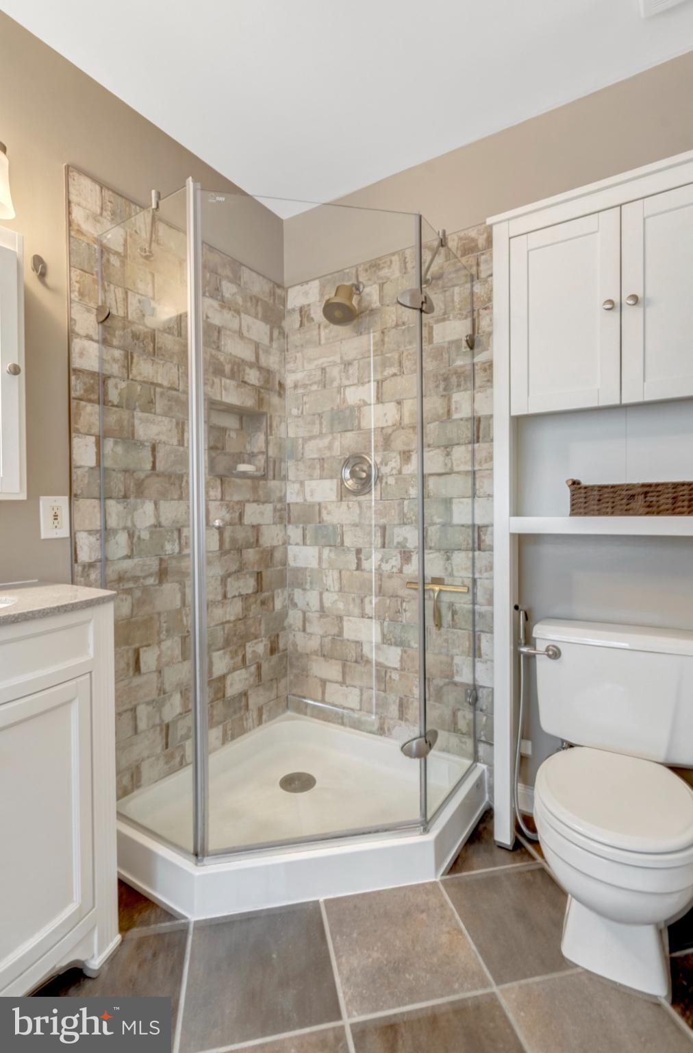 CENTREVILLE GREEN - Residential Lease