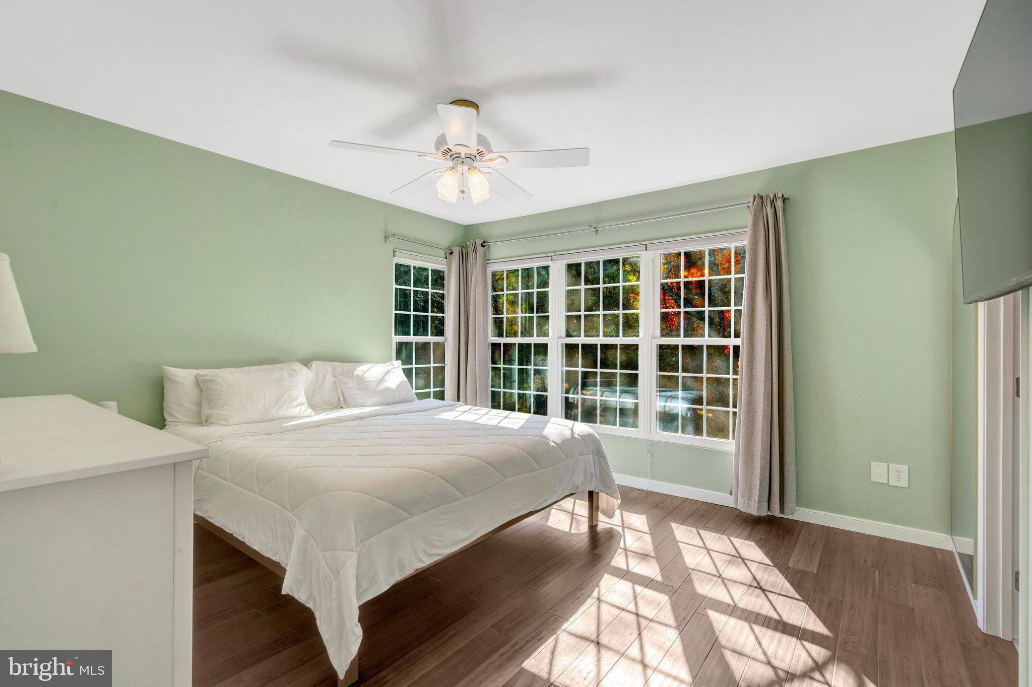 CENTREVILLE GREEN - Residential Lease