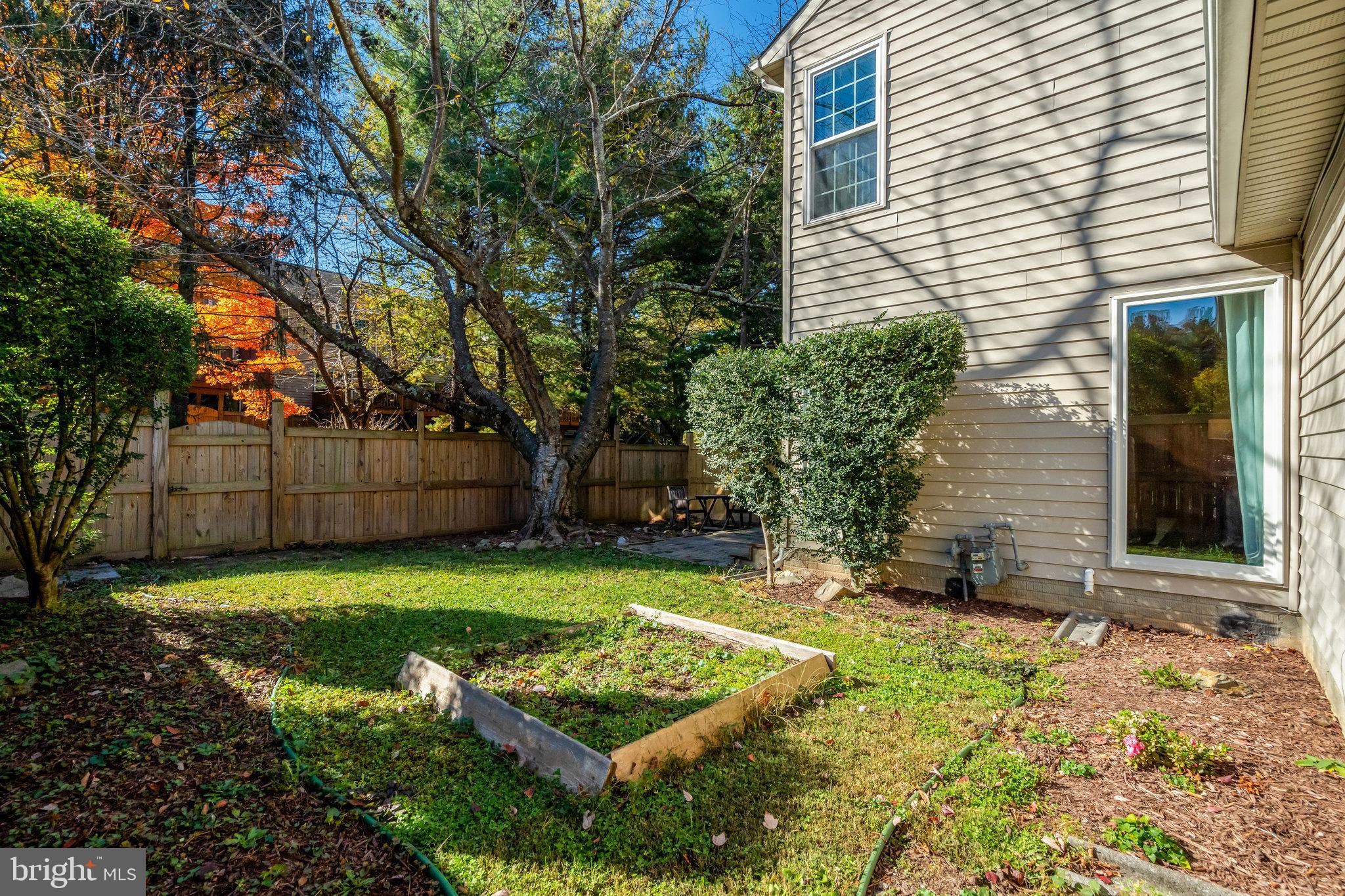 CENTREVILLE GREEN - Residential Lease