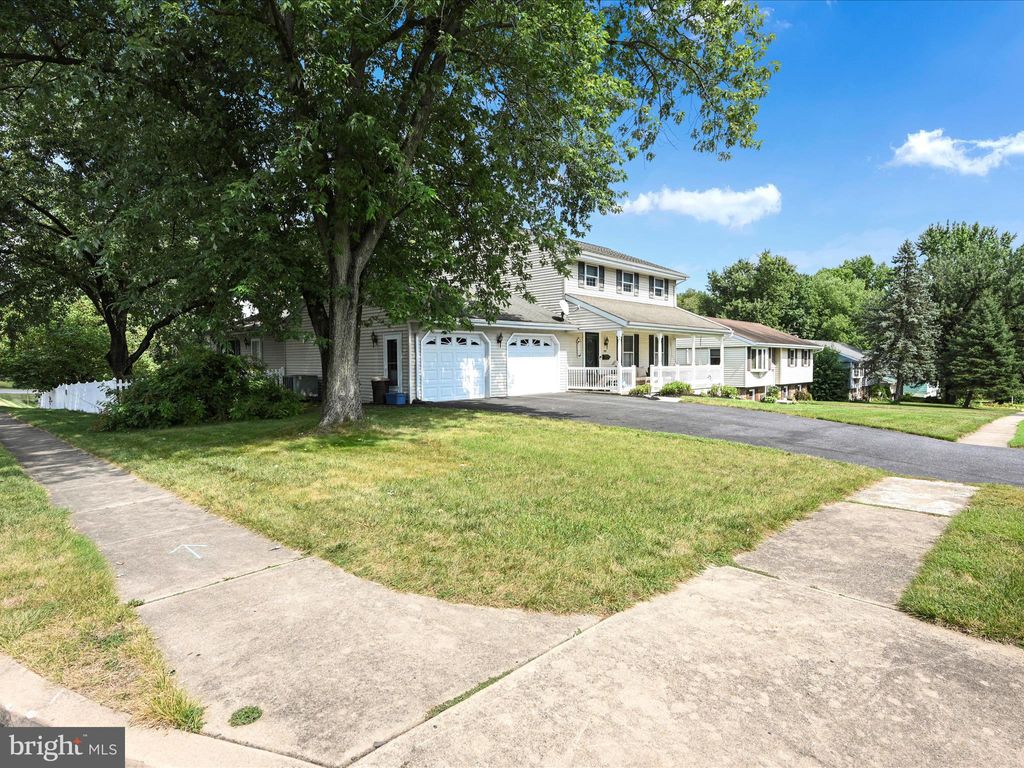 Photo of 599 N Holly Street, ELIZABETHTOWN, PA 17022 (MLS # PALA2074456)