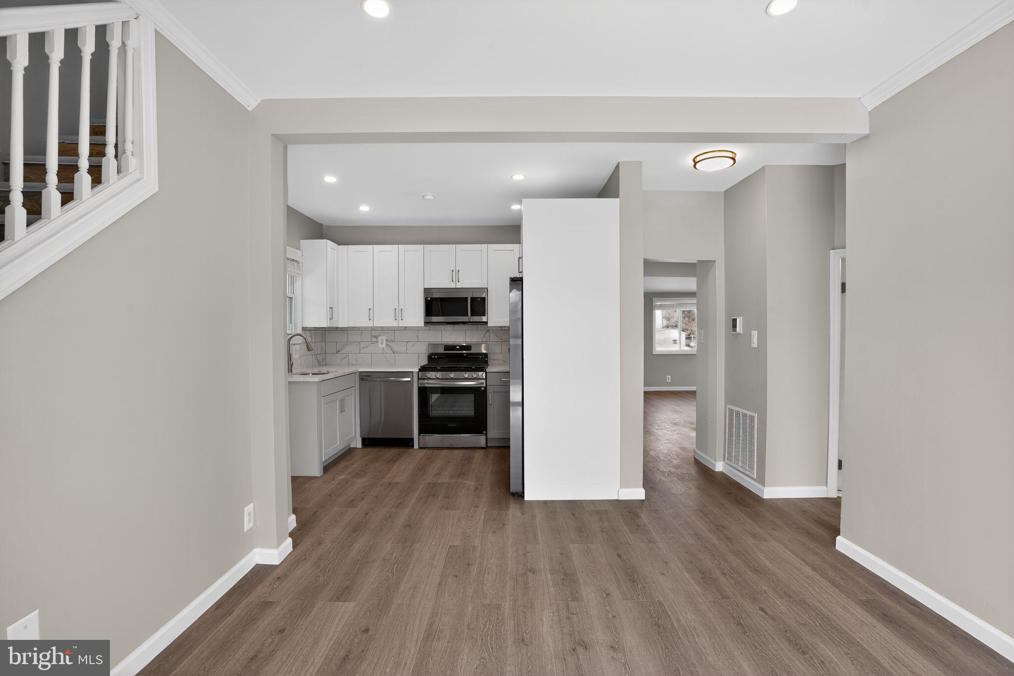 MOYERS PARK - Residential