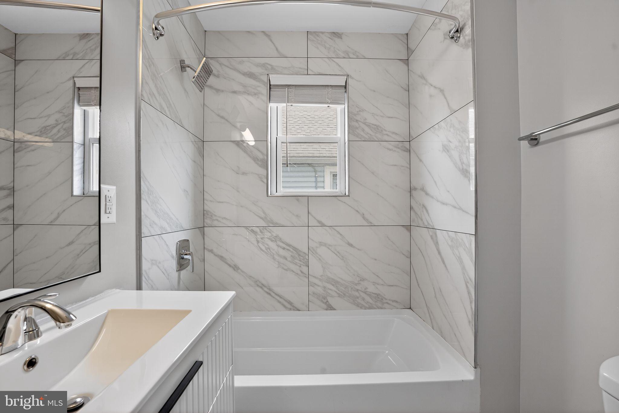 MOYERS PARK - Residential