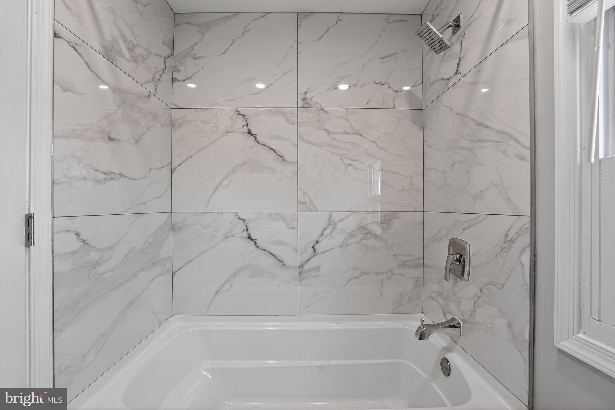 MOYERS PARK - Residential